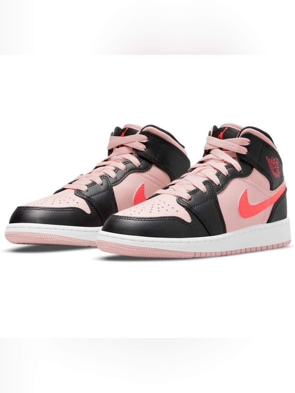 Air Jordan 1 Mid Athletic Sneakers Womens Size 7